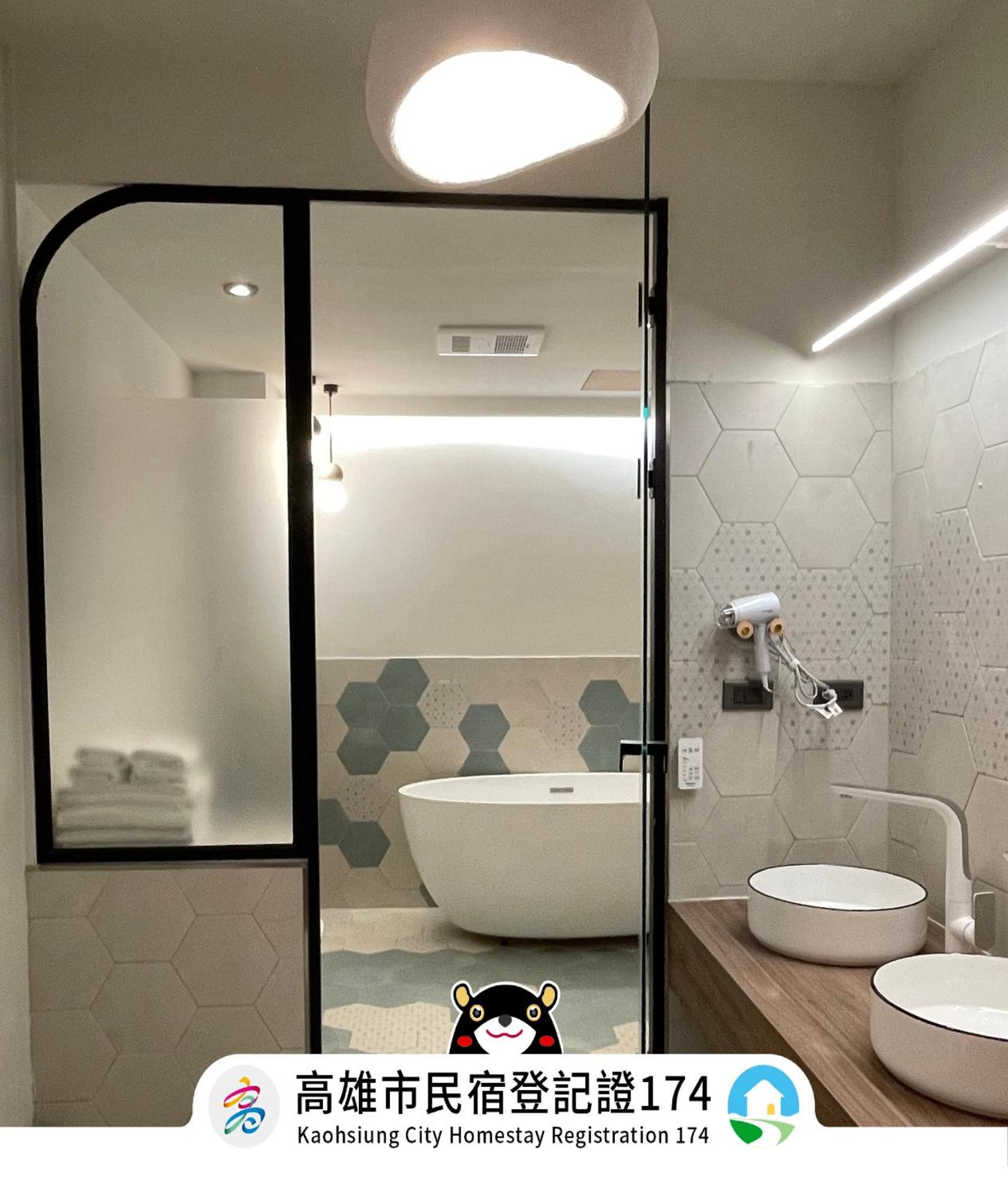 8 도어 게스트하우스 카오슝 외부 사진
